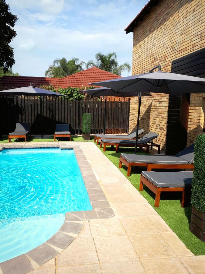 Palm Swift Luxury Accommodation Brits Exterior foto
